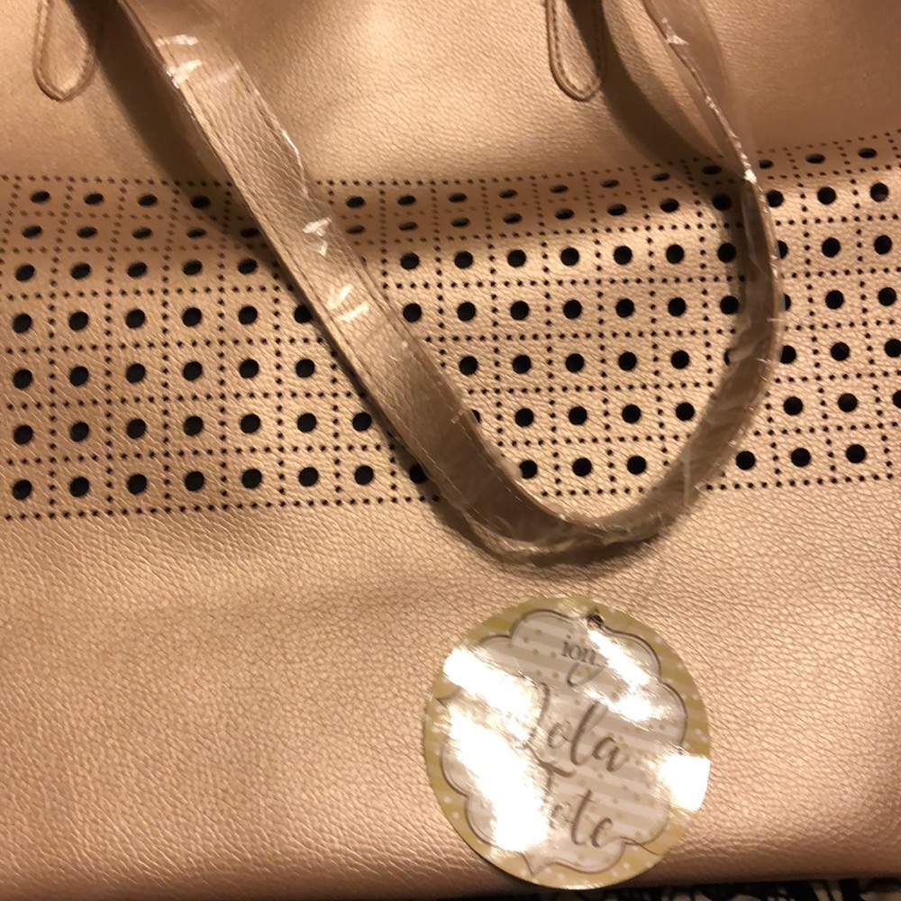Lola tote